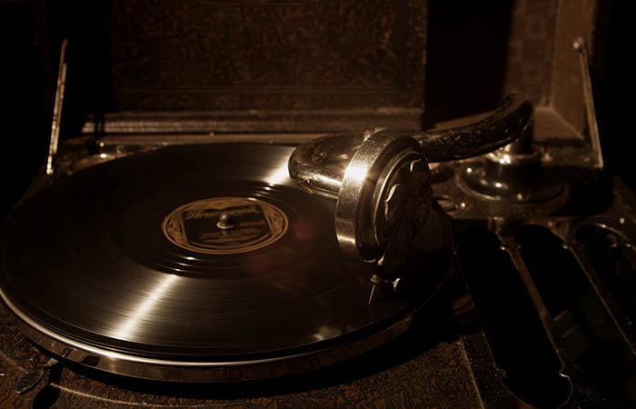 Record Player 06
